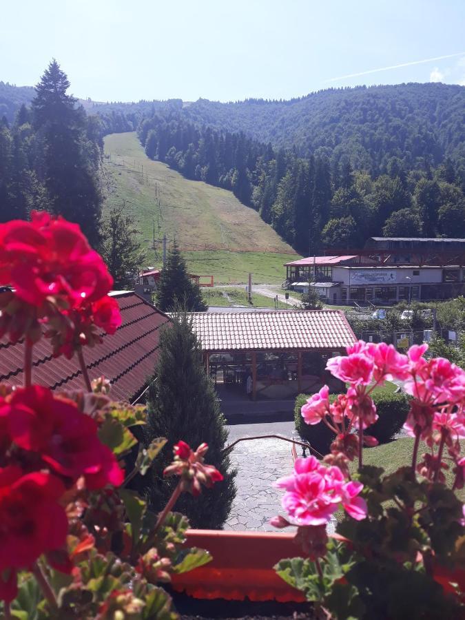 Azuga Ski & Bike Resort المظهر الخارجي الصورة
